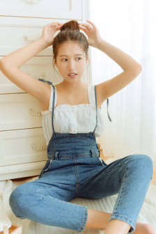 女兵俘虏营完整版电影免费观看